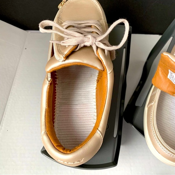 BILLY Slip On & Zipper Champagne Color Sneakers. Size 8, removable gel insoles - Picture 13 of 14